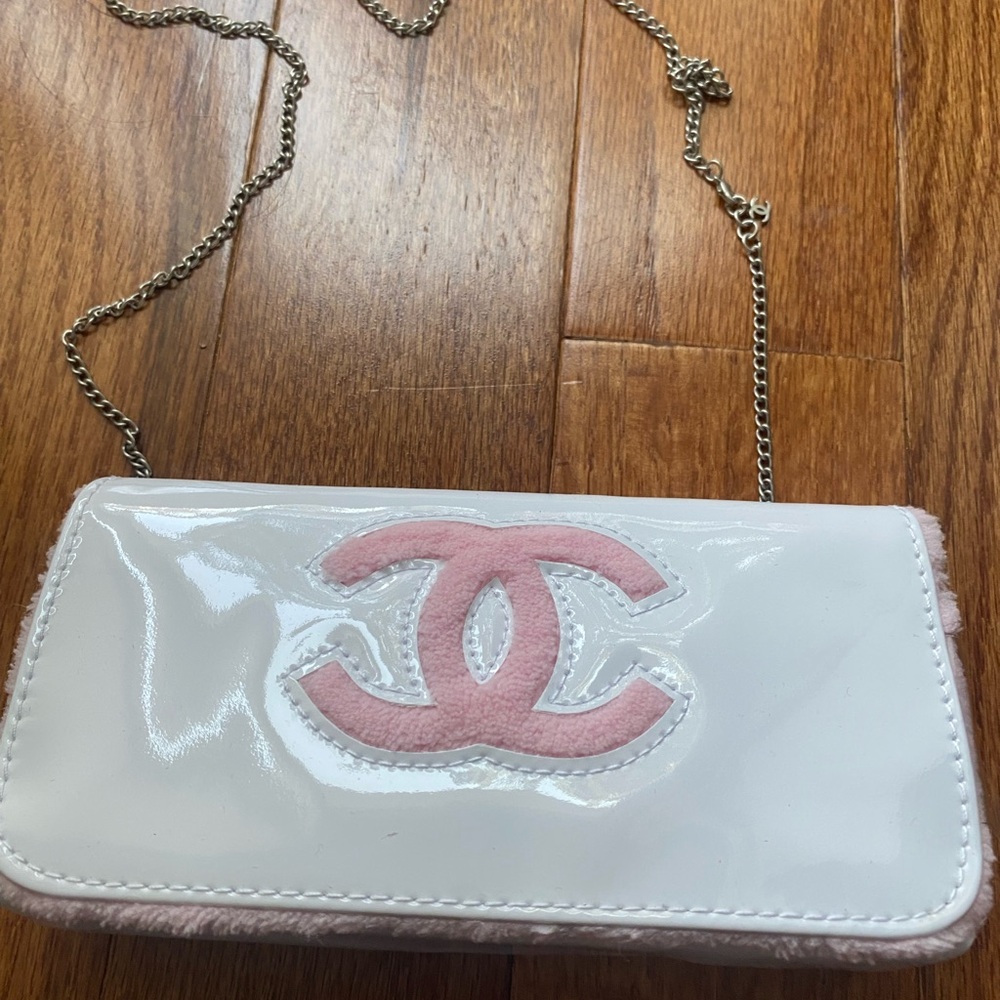 CHANEL White and Pink Clutch with Chain